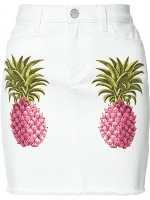 Джинсовая юбка с ананасами Giamba. Цвет: белый