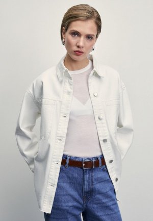 Рубашка джинсовая Zarina. Цвет: белый