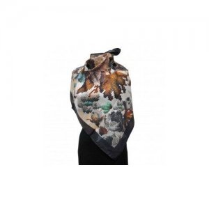 Стильный платок в спокойных тонах с цветами 833843 Laura Biagiotti. Цвет: черный